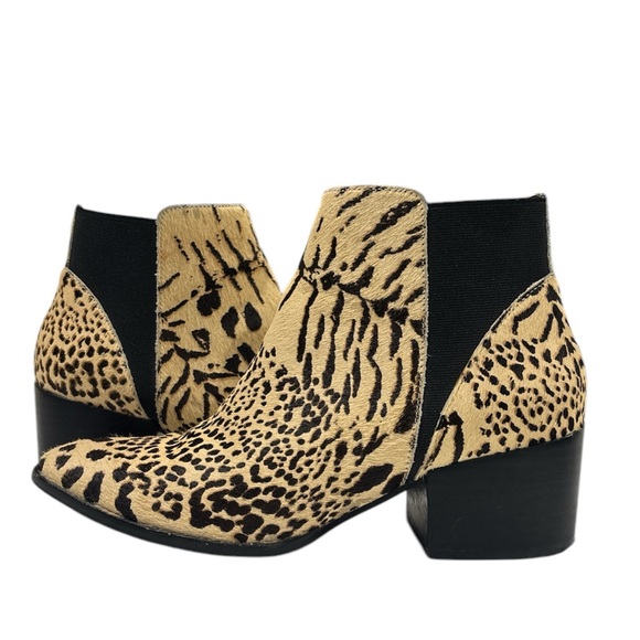 Chinese Laundry Faux Cow Hide Finn Ankle Bootie - Picture 1 of 8
